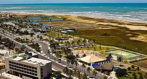 Hotel localizado na orla de Atalaia em Aracaju